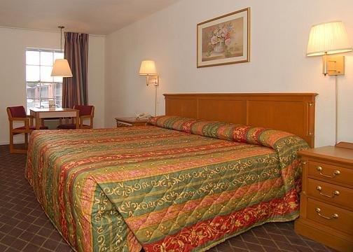Econo Lodge Huntsville- University Area Zewnętrze zdjęcie